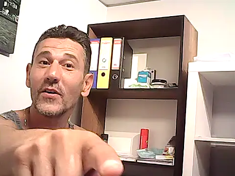 mastercharisma35 webcam