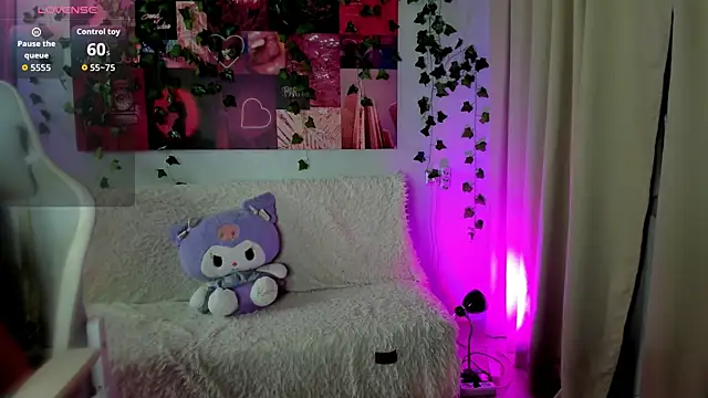 BurleskKate_ webcam