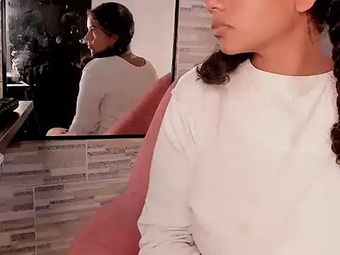 Missnina_ webcam