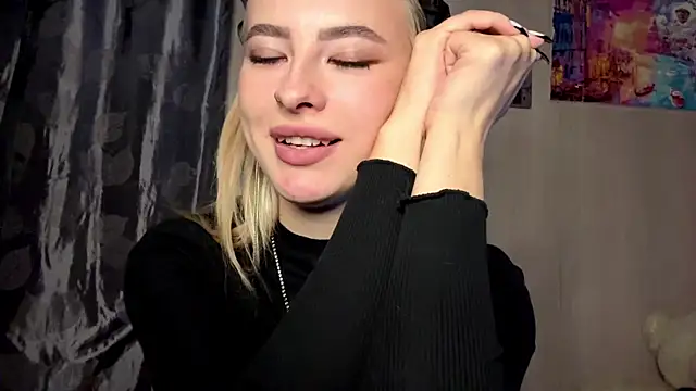 JaneePeressini webcam