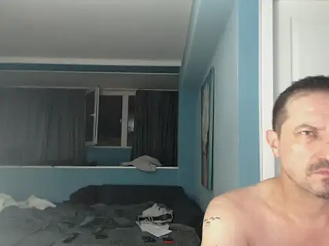 MisterFaithRO webcam