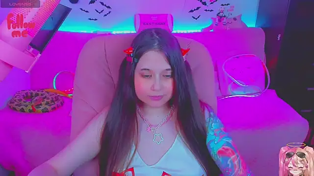 Lolisuccub webcam
