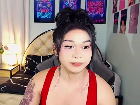 SexxyTsLoverr webcam