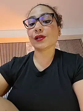 JuliRamirez webcam