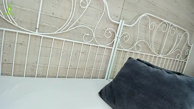 CarolBarker webcam