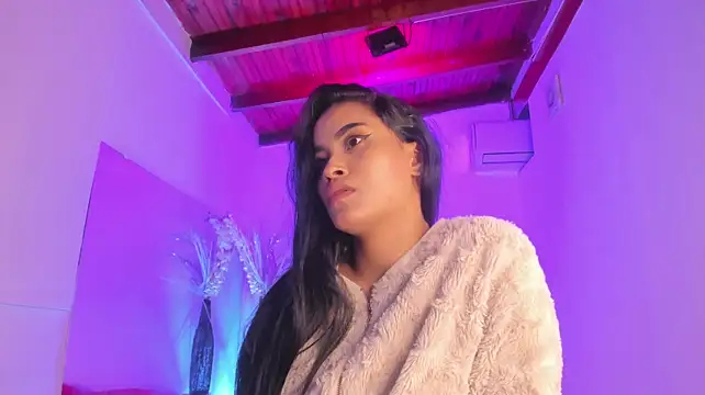 Karoll014 webcam