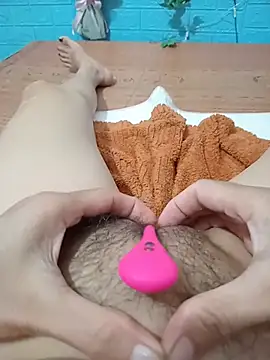 Minh32love webcam