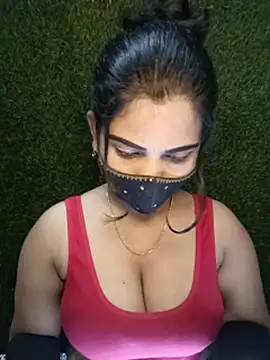 Nithyatamil webcam