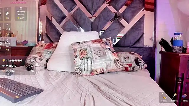 annie_vega17_ webcam