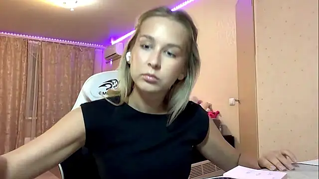 JoyBold webcam