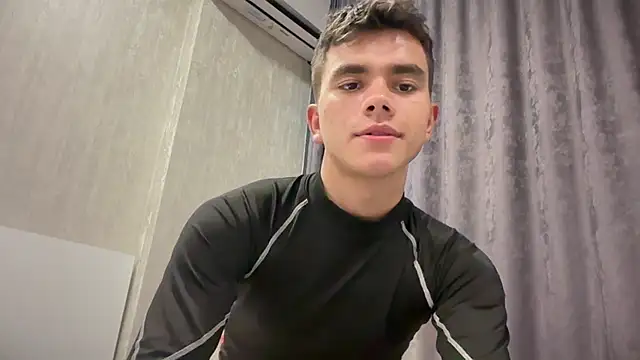 Just_Max02 webcam