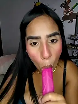 sophia_ale webcam