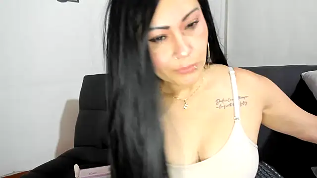 Tania_mature webcam