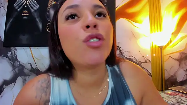 LizzRouse webcam