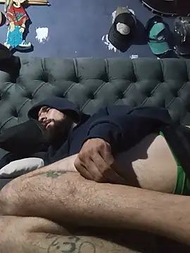 hairy_mannn webcam