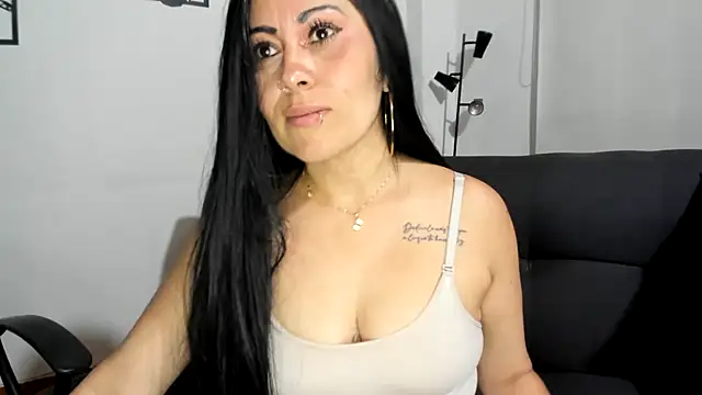 Tania_mature webcam