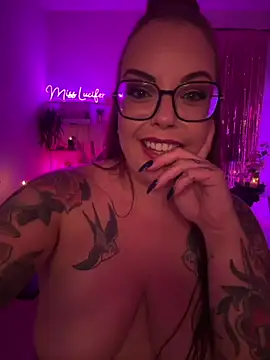 Miss_Lucifer6 webcam
