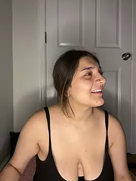treasurebabii webcam