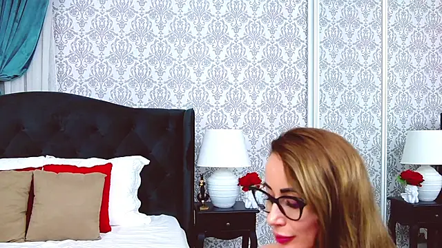 FirstTimePam live cam on StripChat