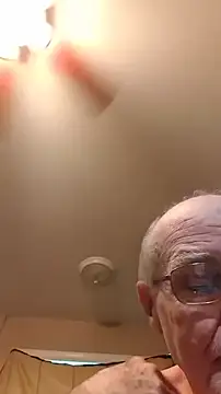 Joeyw57 webcam