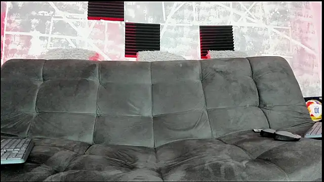 leonidas_18k webcam