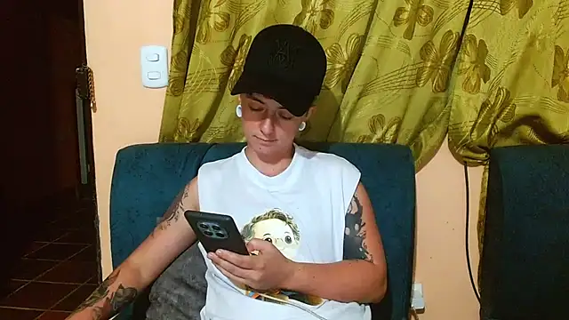 tomboyblue webcam
