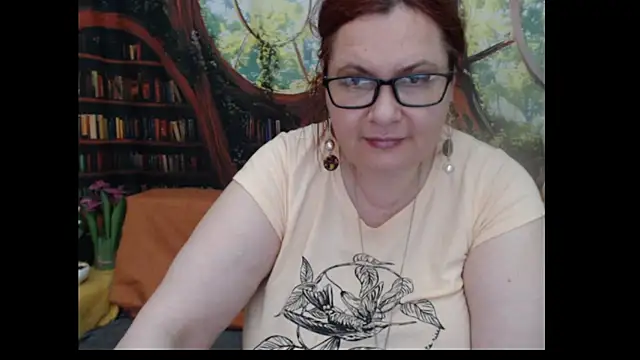 PlayfullMature webcam