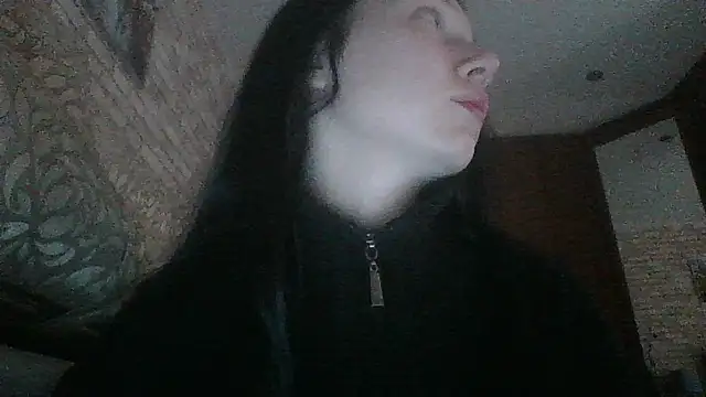 RussNocturnal webcam