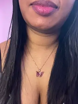 Tamil_Maaya webcam