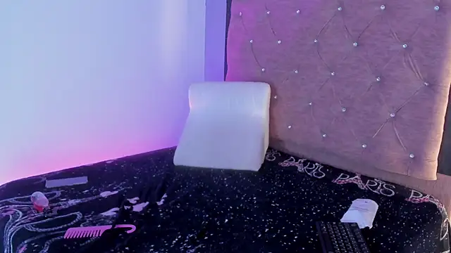 JulianaCarter webcam