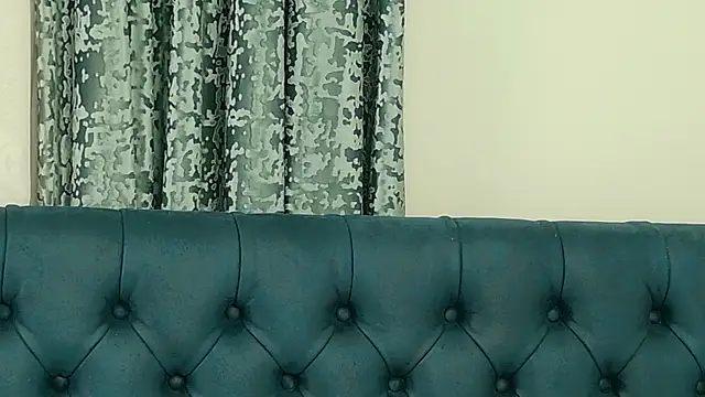 VesperCrown webcam