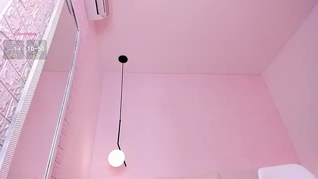 sara_frost webcam