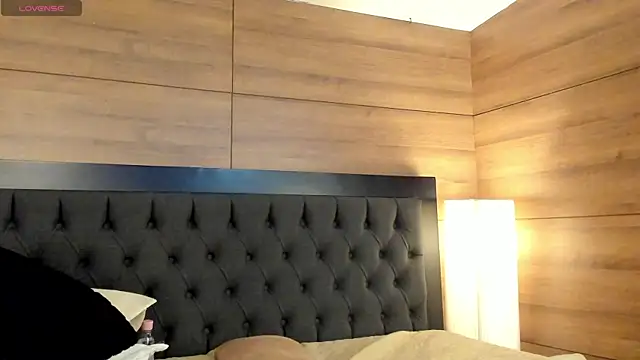 AlexahRosse webcam