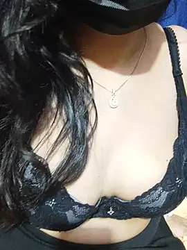 Cute_Jaanvii webcam