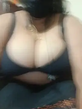 TamilAmmu89 webcam