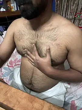Straight_man_realmeet_now webcam
