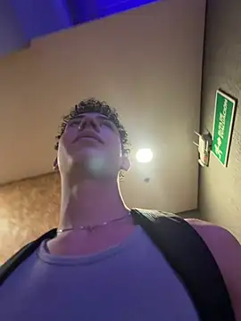 yoursexyjose webcam