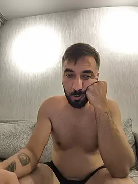 leon_ates webcam
