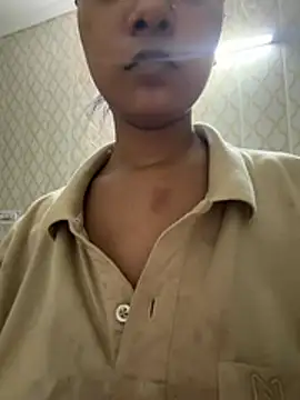 cute_girl_99 live webcam