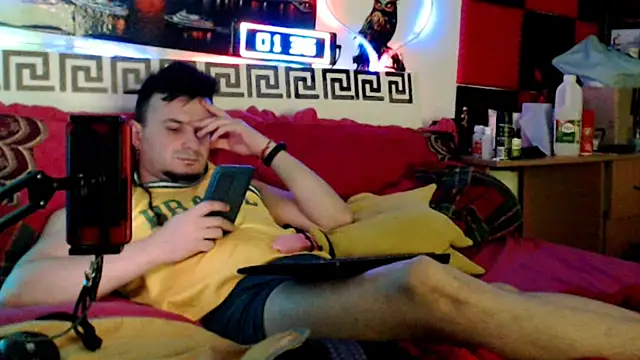 Hugec0ck007 webcam