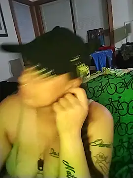 Sluttycatwomen webcam