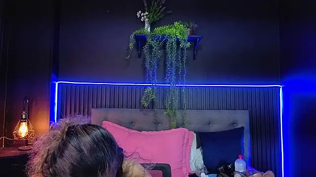 sasi_luna webcam
