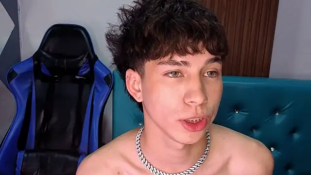 Kael_Prince live cam on StripChat