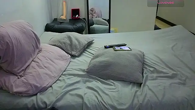 Matiashorney webcam
