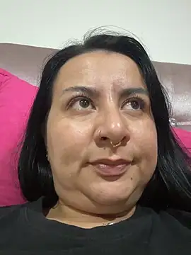 Abril_Luv webcam