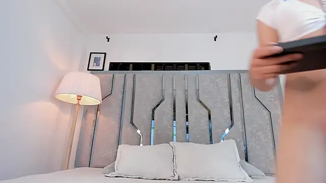 _Saraah webcam