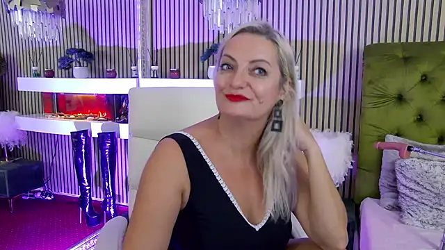 LadyTouch webcam