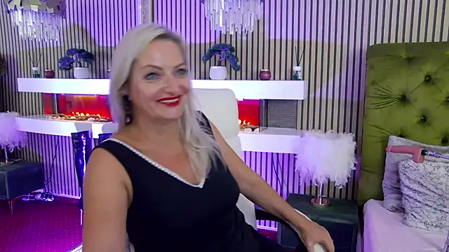 LadyTouch webcam