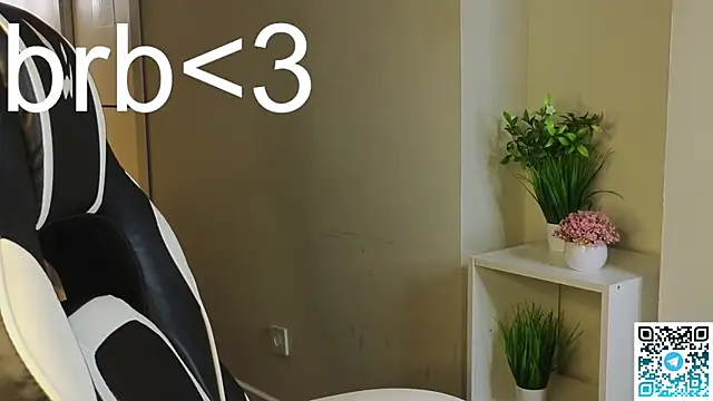 Leslie_Scott webcam