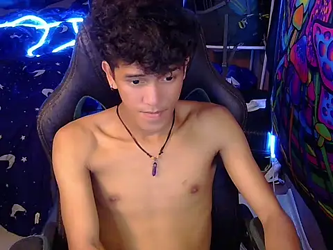 hugekenbigcock webcam